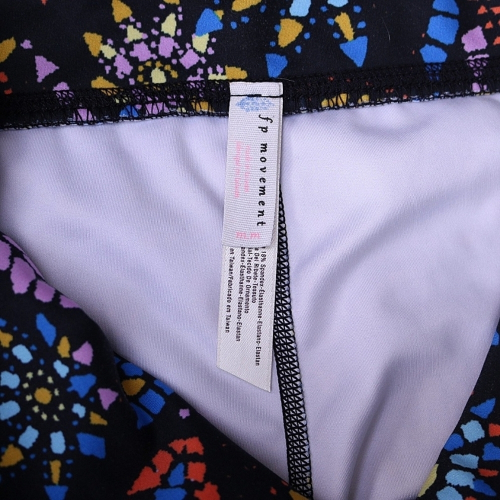 FREE PEOPLE MOVEMENT Liza Illusion Quick Dry High Rise Work out Leggings, Medium - Picture 8 of 9